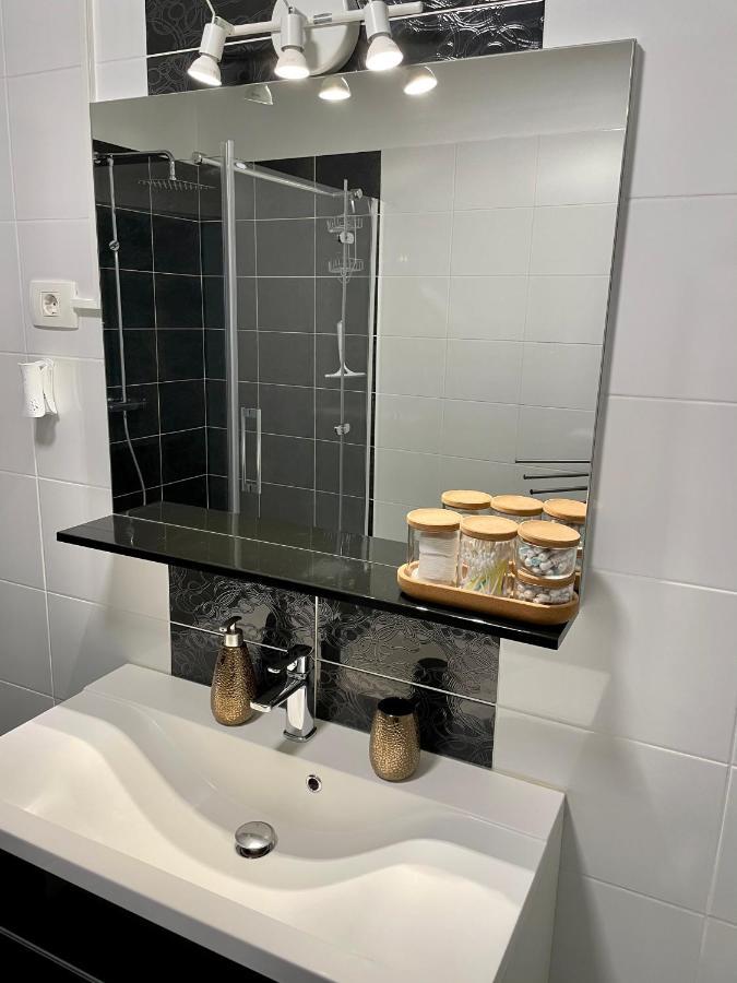 Apartment Tina โบเว็ก ภายนอก รูปภาพ